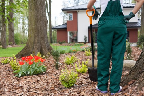 Training session for gardeners about labour rights and anti-slavery policies